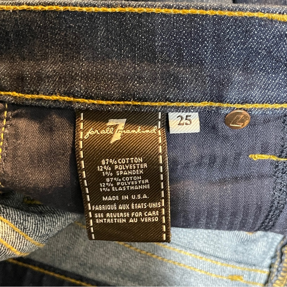 7 For All Mankind Jean Shorts Women’s Size 25 Mid Roll Up Denim New York Dark - Picture 8 of 8